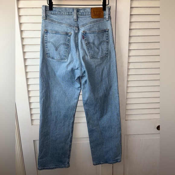 Levi’s Ribcage Straight Jeans Women’s 28 High Rise Light Wash 12” Rise - Picture 4 of 6